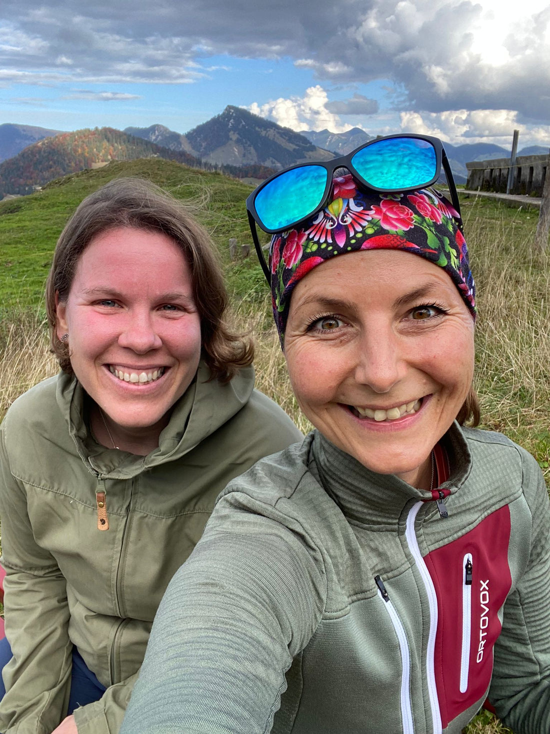 Buchbesuch bei Linda Gallner I Rise Sisters, Rise